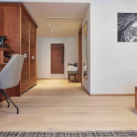 Edelweiss Superior Отель 4*