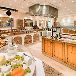 Edelweiss Superior Hotel
