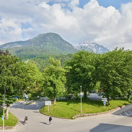Edelweiss Superior Hotel 4*