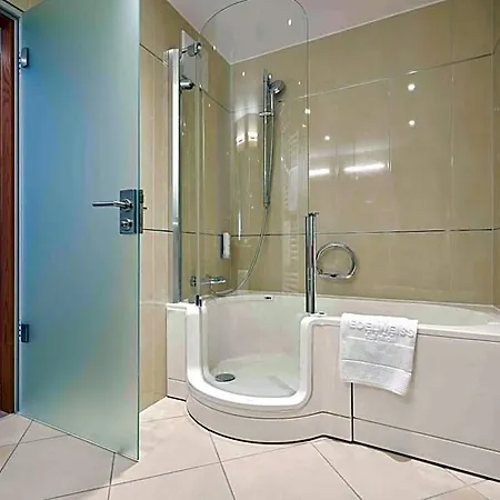 Ξενοδοχείο Edelweiss Superior 4*