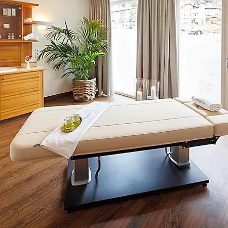 Edelweiss Superior Hotell