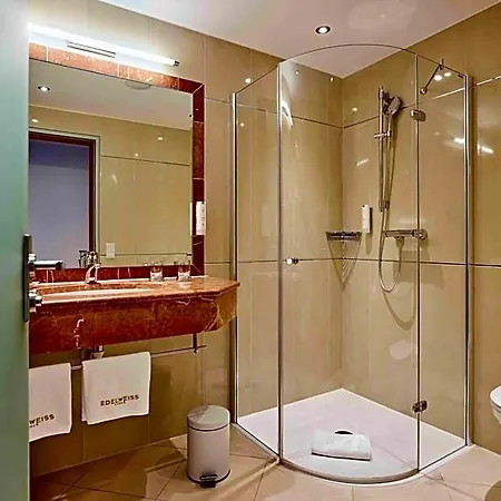Edelweiss Superior Hotell 4*