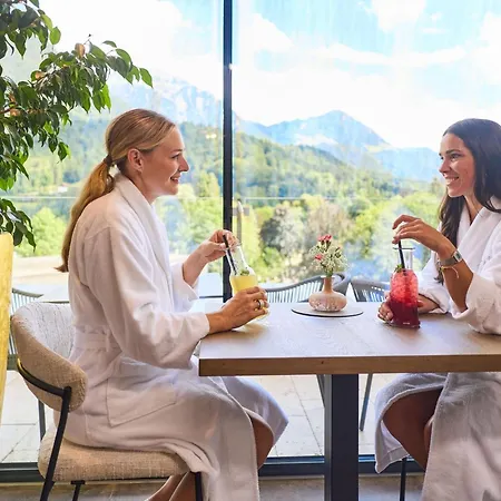 Edelweiss Superior Hotell