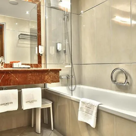 Edelweiss Superior 4*