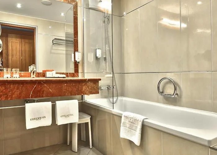 Edelweiss Superior 4*